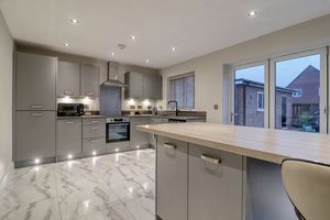 Kitchen/Diner- click for photo gallery